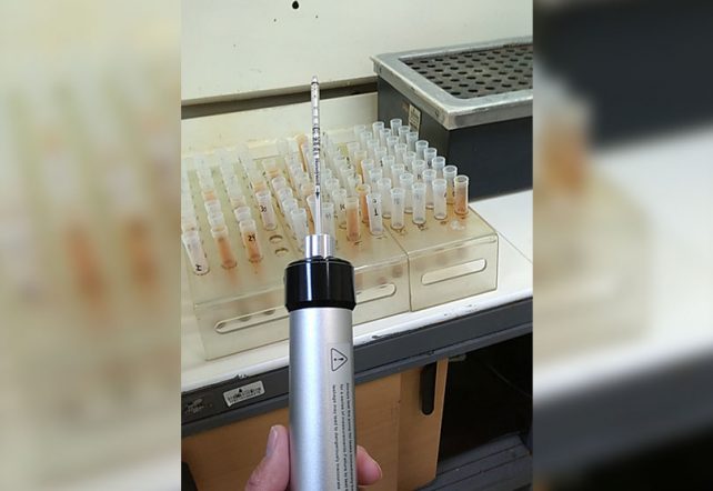 Monitoreo de Gases Ácidos Inorgánicos: HNO3, HCL, H2SO4, H3PO4, HBr